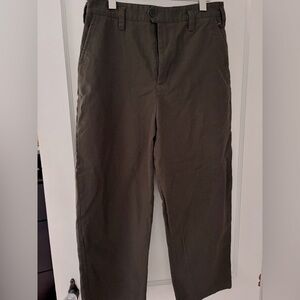 Women’s Zara wide leg olive green pant size 42 or U.S. 10.